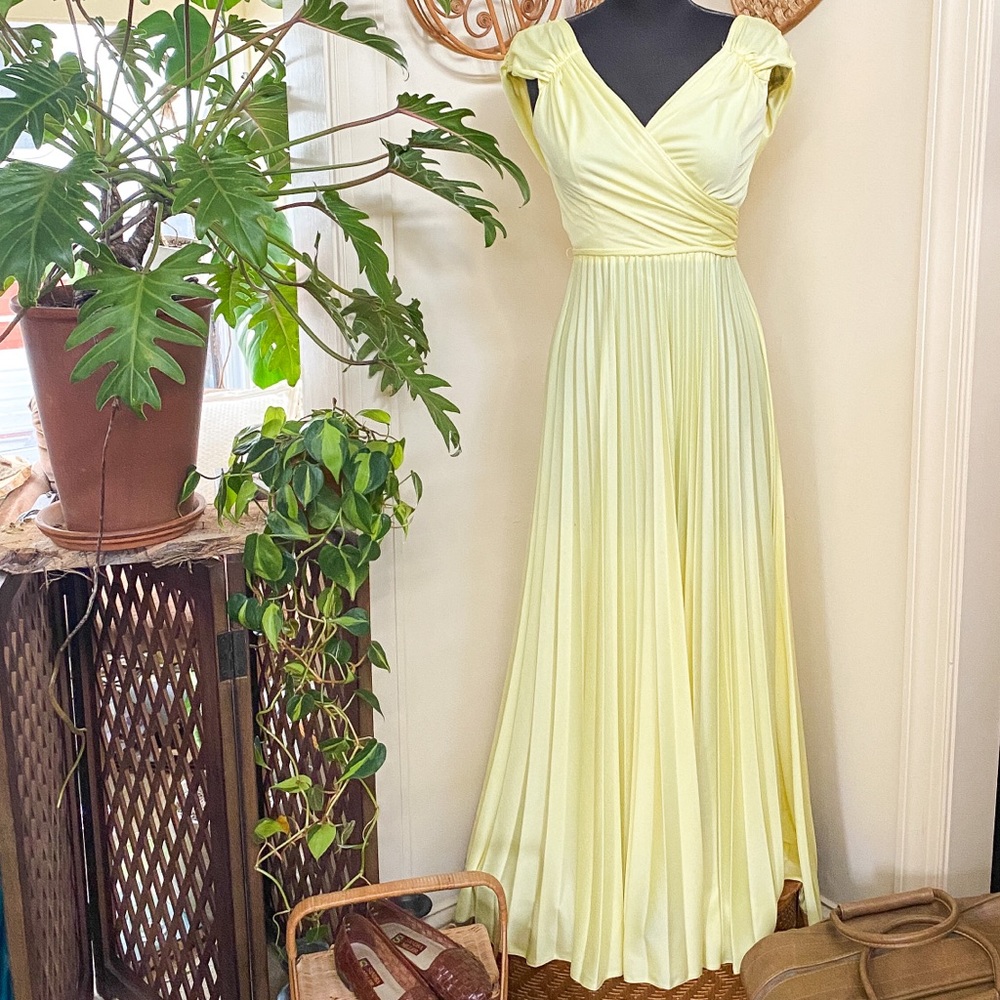 Vintage 70s Yellow Pleated Gown